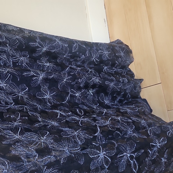 Size 24W navy blue long sleeve evening gown w/ silver metallic flowers Mac Dugga - Picture 16 of 17